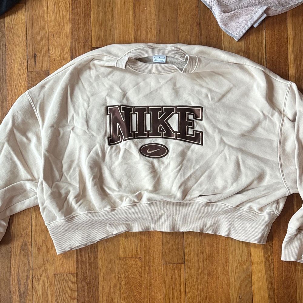 Nike Women's Beige Crew Neck Sweater